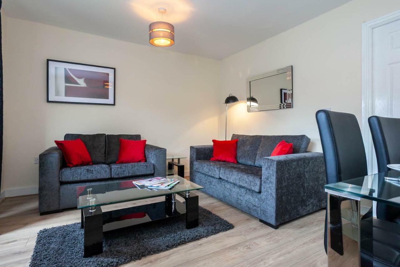 4 Bed Home, Driveway Parking Ideally Located In Latchford, Warrington - Executive St Marys House Экстерьер фото