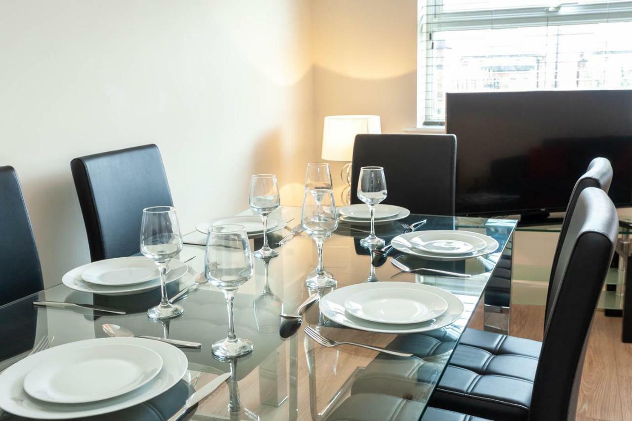 4 Bed Home, Driveway Parking Ideally Located In Latchford, Warrington - Executive St Marys House Экстерьер фото