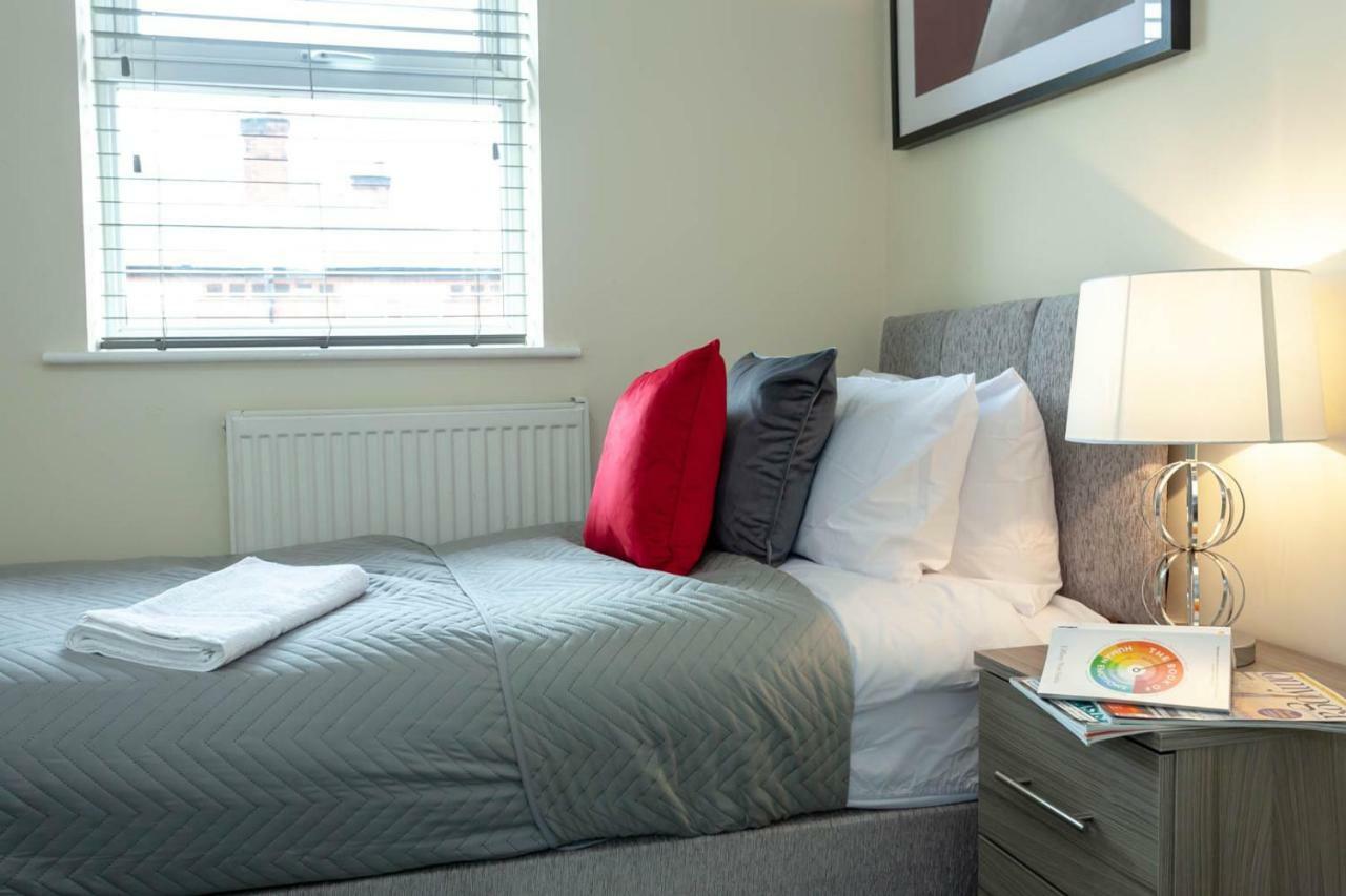 4 Bed Home, Driveway Parking Ideally Located In Latchford, Warrington - Executive St Marys House Экстерьер фото